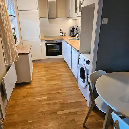 Comfortable And Close To The Center
