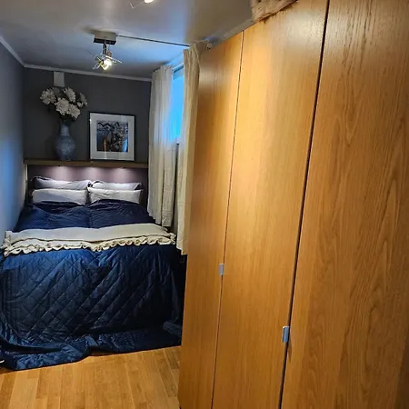 Comfortable And Close To The Center